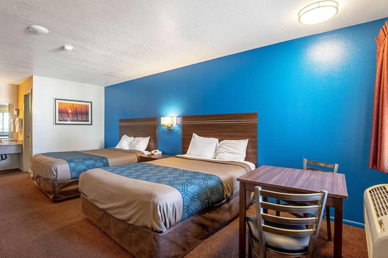 Rodeway Inn St George North - Near Pioneer Park St. George Esterno foto